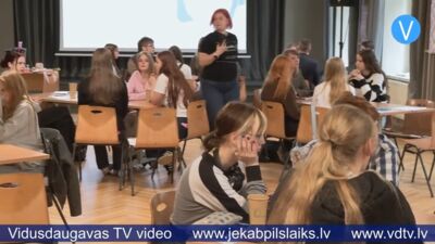 Jēkabpils novada jaunieši piedzīvo “Lēcienu demokrātijā”