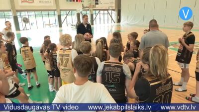 “Darām, darām, uzvaram!” – Jēkabpilī top jaunie basketbola talanti