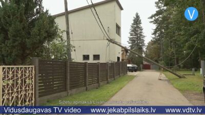 Ēst brauc pie vecmammas, telefonus lādē mašīnās – Līvānu novadā daudzi joprojām bez elektrības un sa