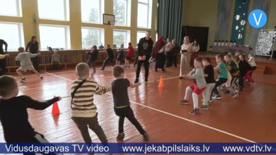 Veicot fiziskās aktivitātes, jauniešiem jāuzmanās no pārslodzes