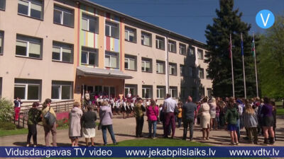 Atklāj Jēkabpils 2. vidusskolas atjaunotās telpas Rīgas ielā