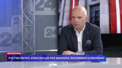 Politiķi kritizē augstskolas par masveida ārzemnieku uzņemšanu