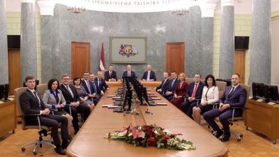 Ulmanis tic jaunās valdības spējai strādāt produktīvi Latvijas interesēs