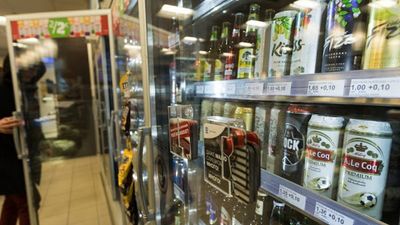 Igaunija pazemina akcīzi alkoholam. Cik lielus zaudējumus tas nesīs Latvijai?
