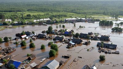 Krievijā izsludināts ārkārtas stāvoklis plūdu dēļ