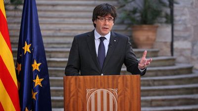 Katalonijas ekspremjers Pudždemons startēs EP vēlēšanās
