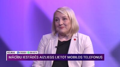 Mācību iestādēs aizliegs lietot mobilos telefonus līdz 6. klasei – kā tas notiks prakstiski?
