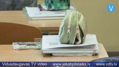 Salā 10. klase nenokomplektējas; vecāki apgalvo, ka viņus mēģināja atrunāt
