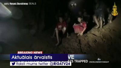 Taizemē pēc deviņām dienām atrasta alās pazudusī bērnu futbola komanda