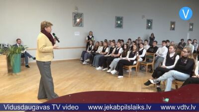 Ārlietu ministre izaicina Līvānu jauniešus apgalvojumu spēlē